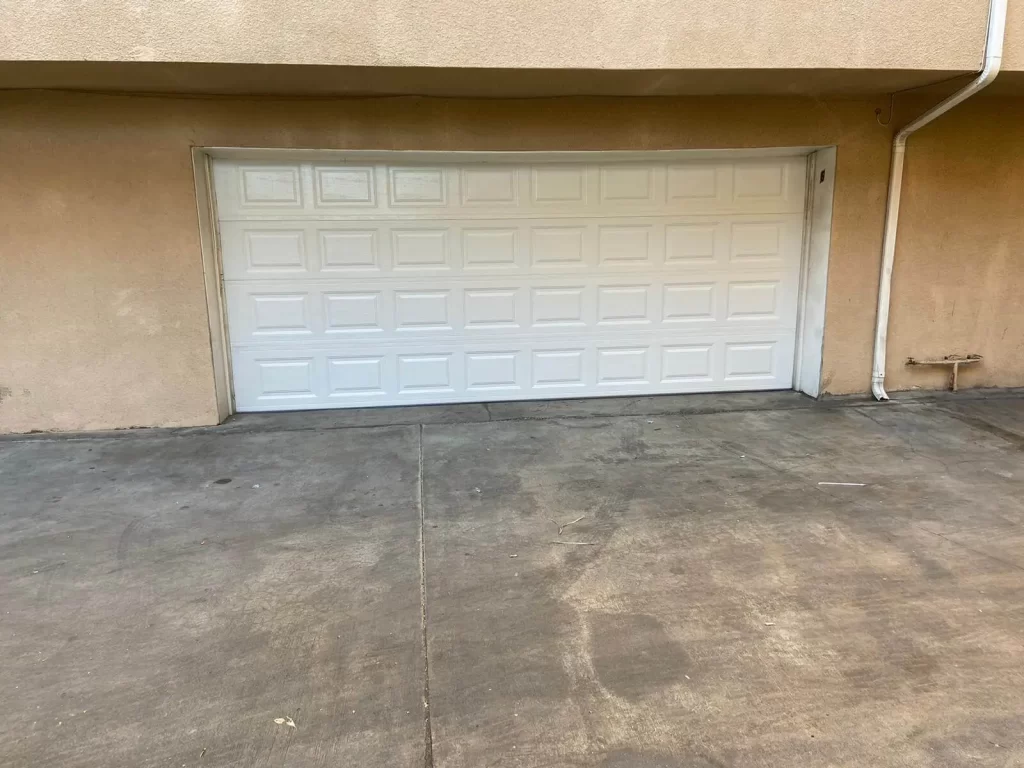 garage-door-replacement-Midlothian