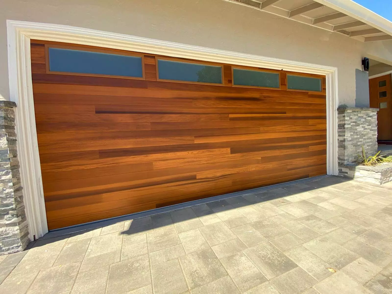 Hiring a Garage Door Repair Company